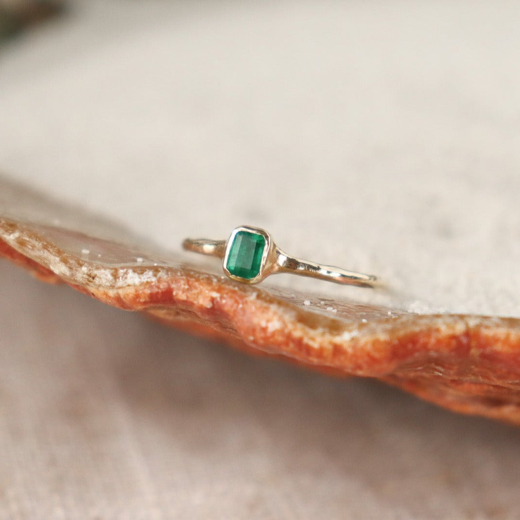 Mini Emerald Ring | Emerald, 14k Gold